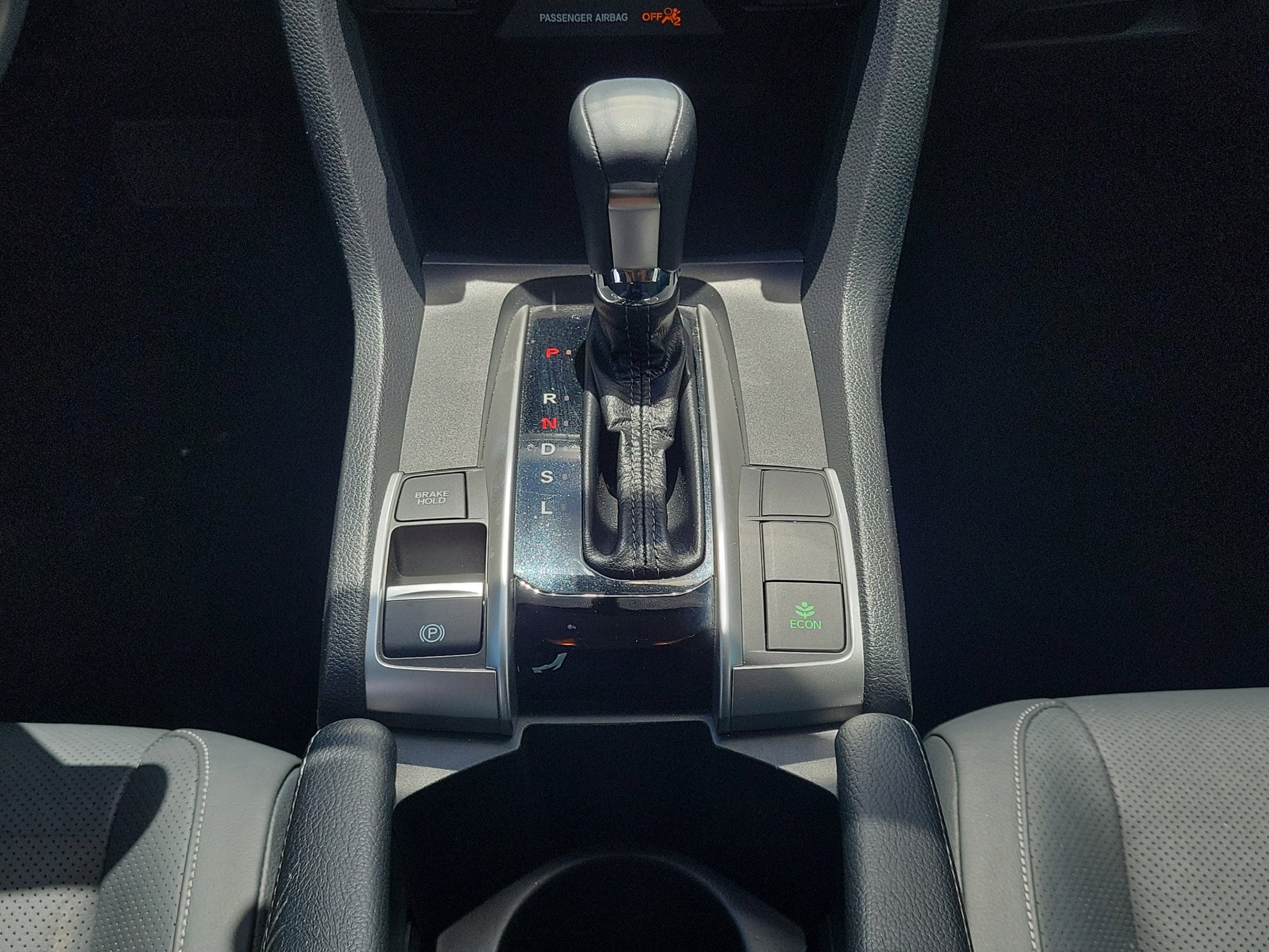 Used 2018 Silver Metallic Honda EX-L image 17