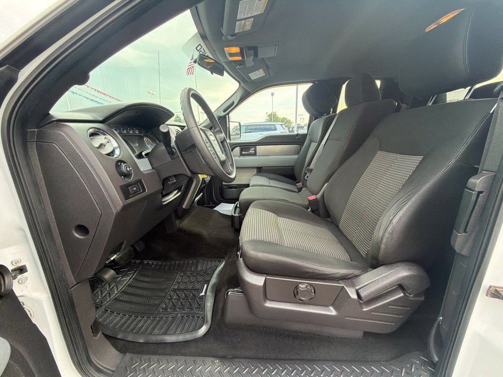 Used 2012 White Ford XLT image 20