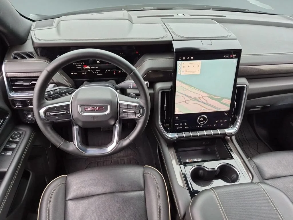 Certified Used 2025 Onyx Black GMC Elevation image 19