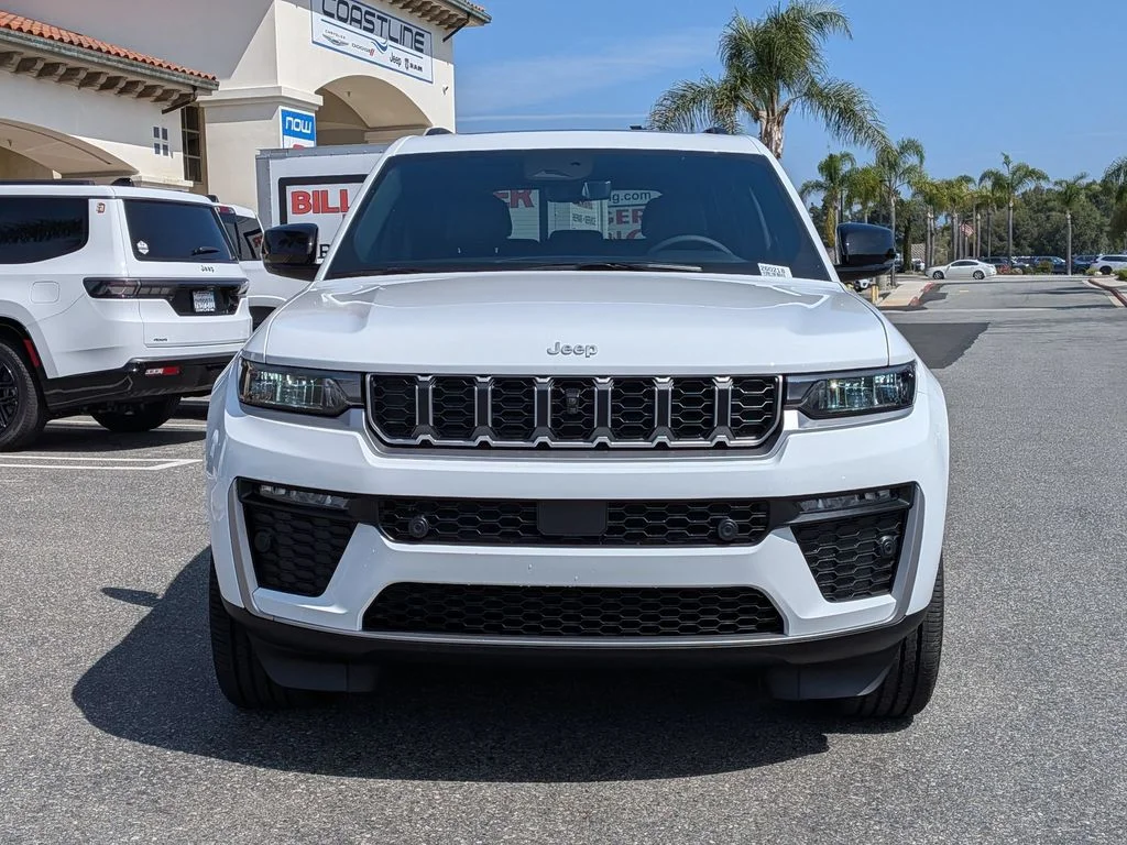 New 2026 Bright White Clearcoat Jeep Limited image 2