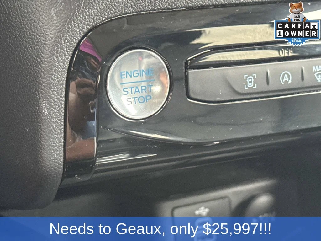 Used 2025 Gray Ford Platinum image 38