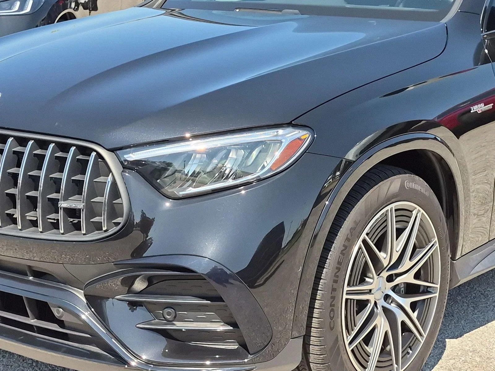 Used 2025 Obsidian Black Metallic Mercedes-Benz AMG® GLC 63 S E Performance image 9