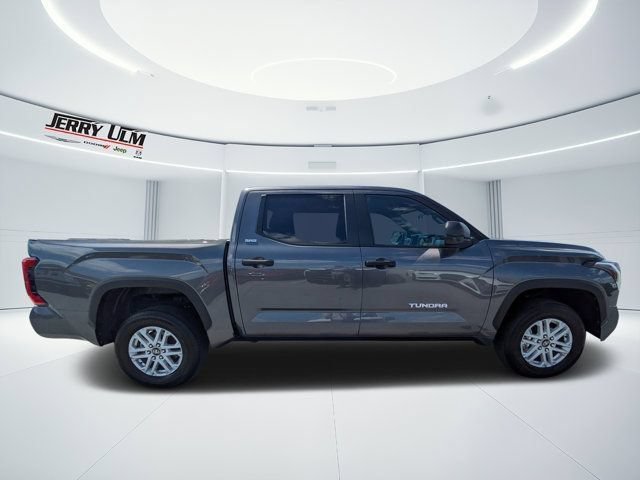 Used 2025 Magnetic Gray Metallic Toyota SR5 image 4