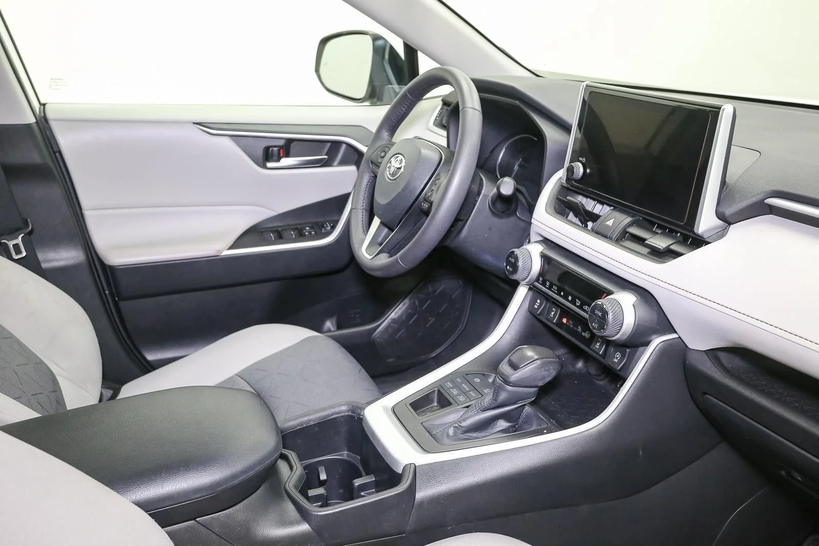 Certified Used 2023 Ice Cap Toyota XLE image 21