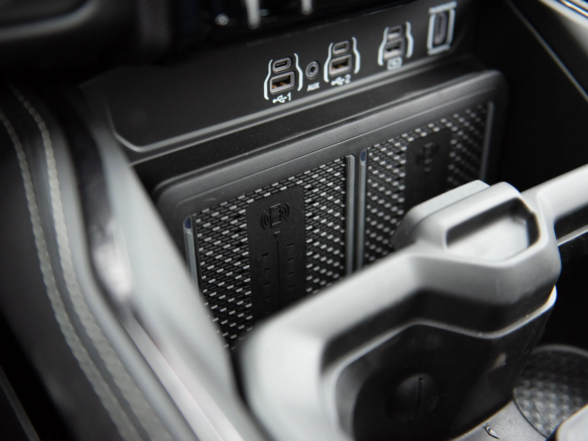 New 2026 Grey RAM Limited* image 23