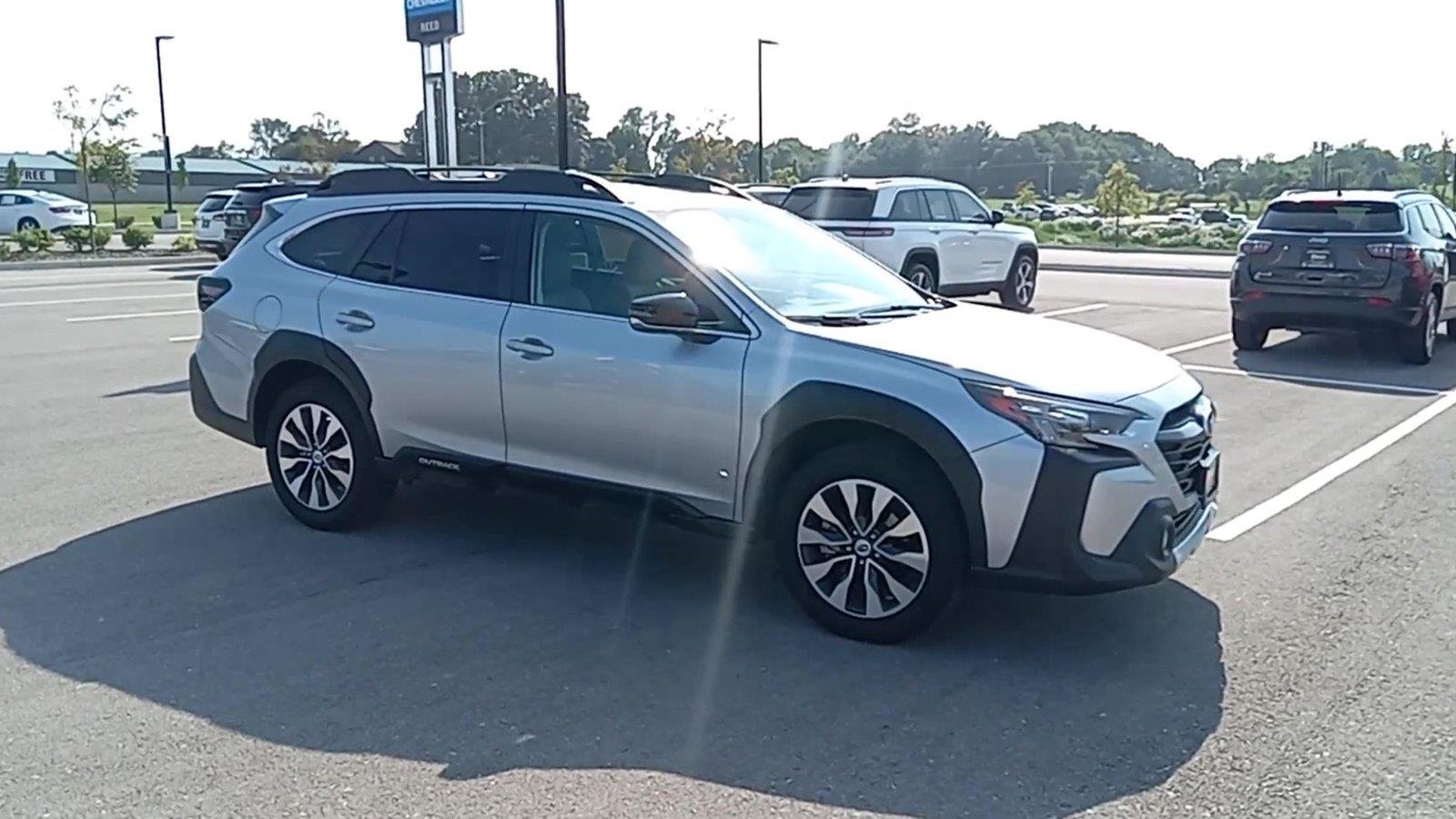 Used 2025 Subaru Outback Limited with VIN 4S4BTANC0S3122024 for sale in Kansas City