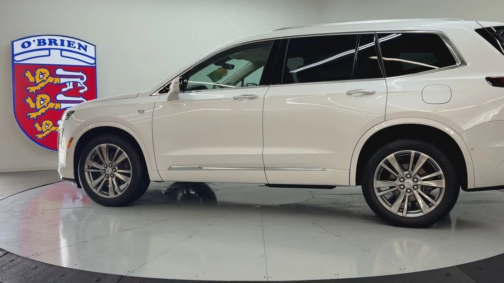 Used 2024 Crystal White Cadillac Premium Luxury image 7