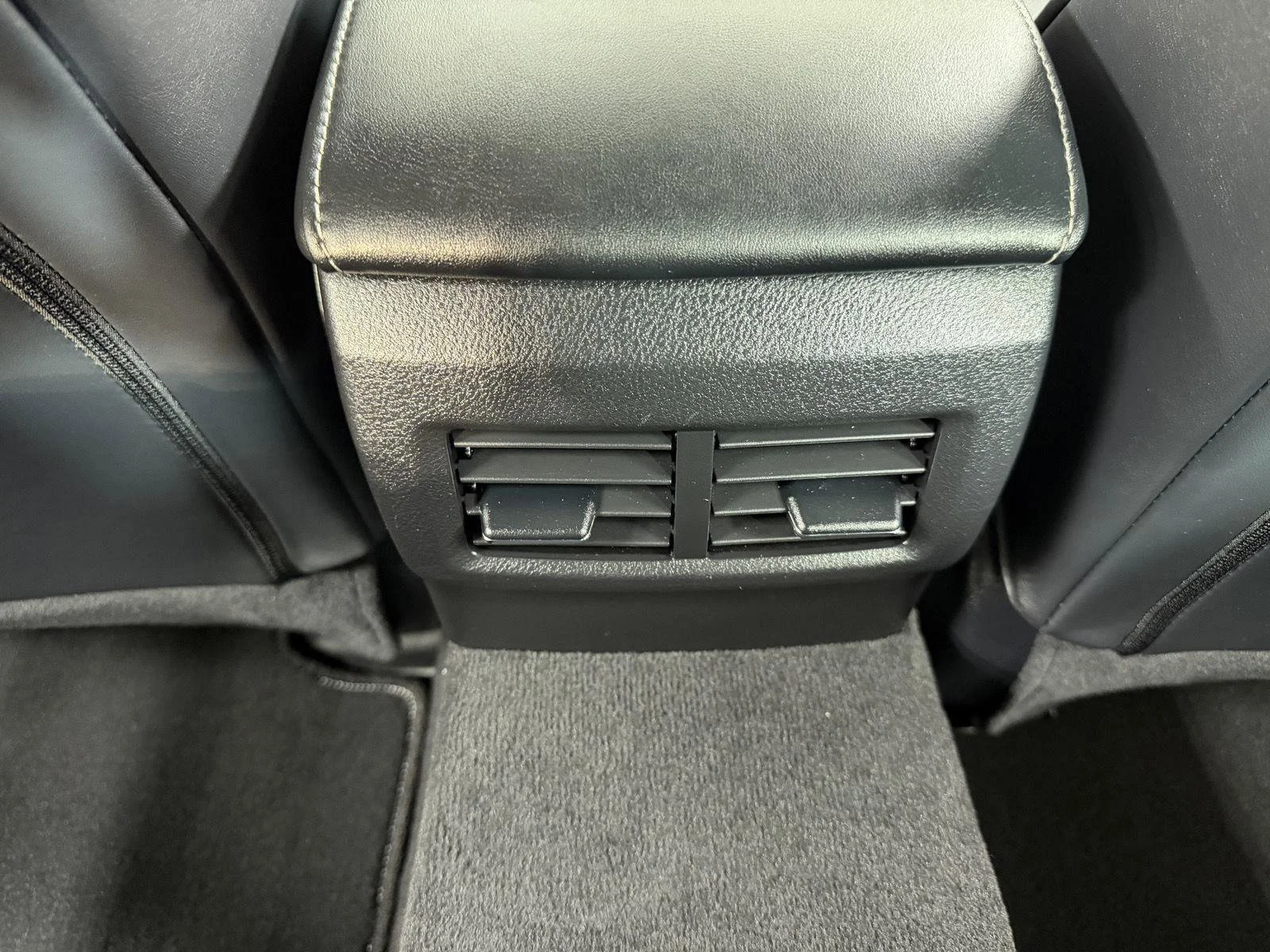 Used 2022 Silver Lexus 350 F SPORT image 23