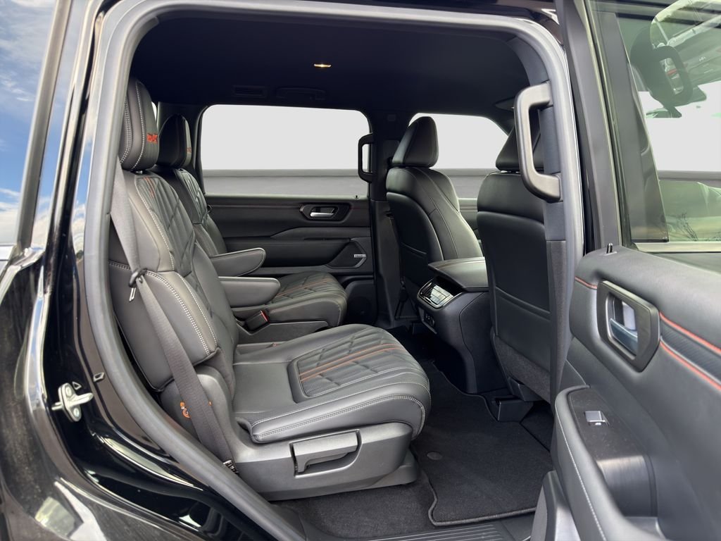 Used 2026 Black Nissan PRO-4X image 19