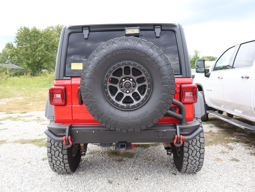 Used 2021 Red Jeep Unlimited Rubicon image 18