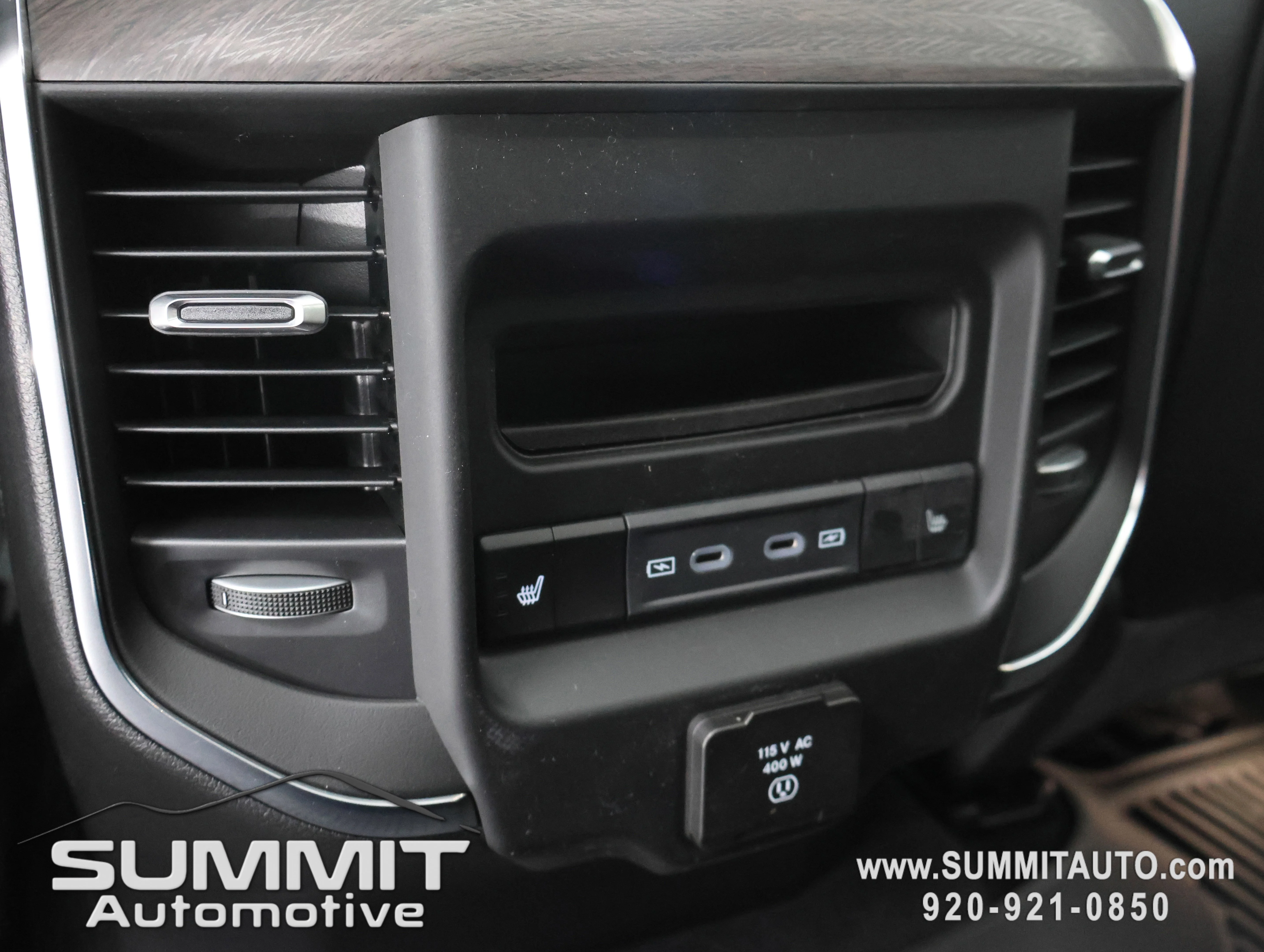 New 2026 Serrano-Green Metallic Exterior Paint RAM Laramie image 40