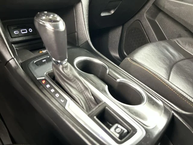Used 2019 White Chevrolet Premier image 10