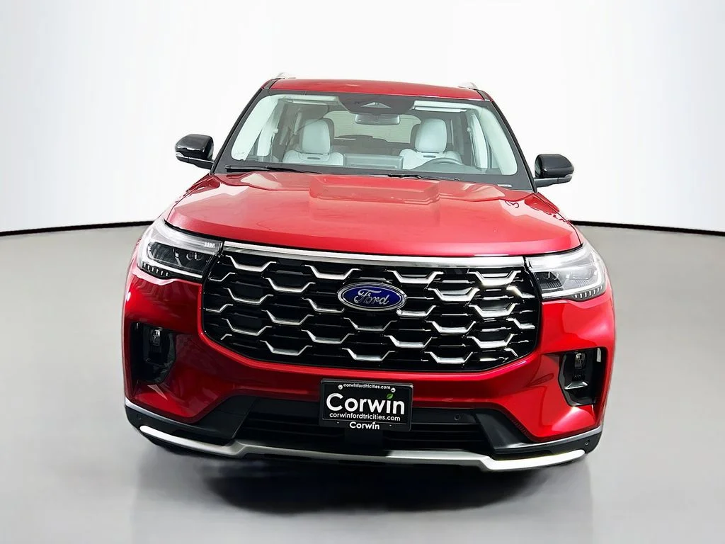 New 2026 Rapid Red Metallic Tinted Clearcoat Ford Platinum image 4
