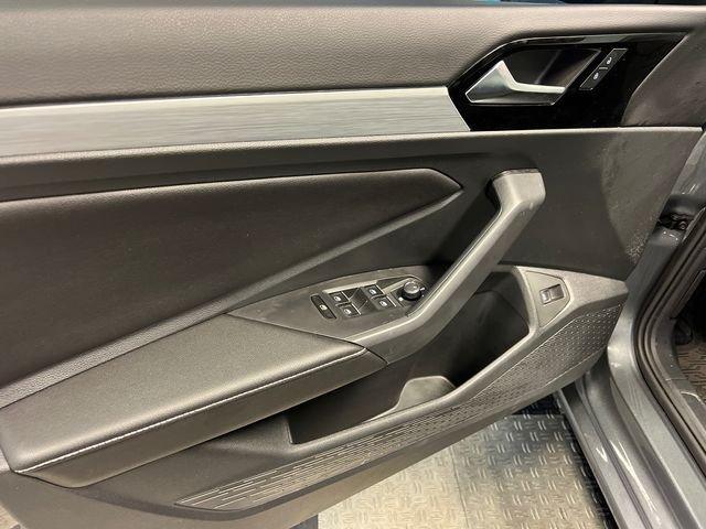 New 2025 Gray Volkswagen 1.5T S image 7