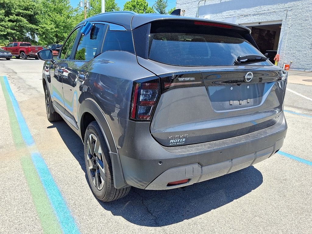 Used 2026 Gray Nissan SV image 4