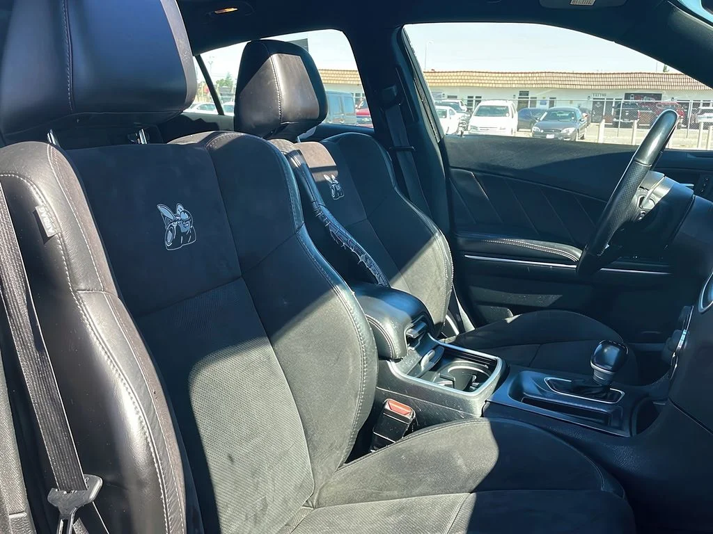 Used 2018 Destroyer Gray Clearcoat Dodge R/T Scat Pack image 20