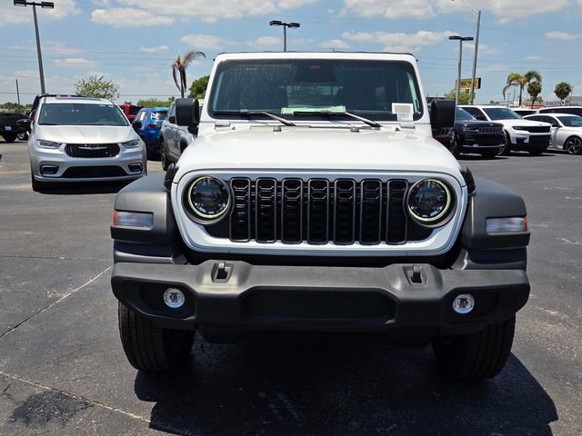 New 2026 Bright White Clear-Coat Exterior Paint Jeep Sport S image 2