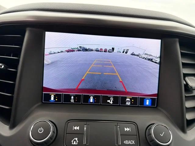 Used 2023 VOLCANIC RED TINTCOAT GMC AT4 image 24