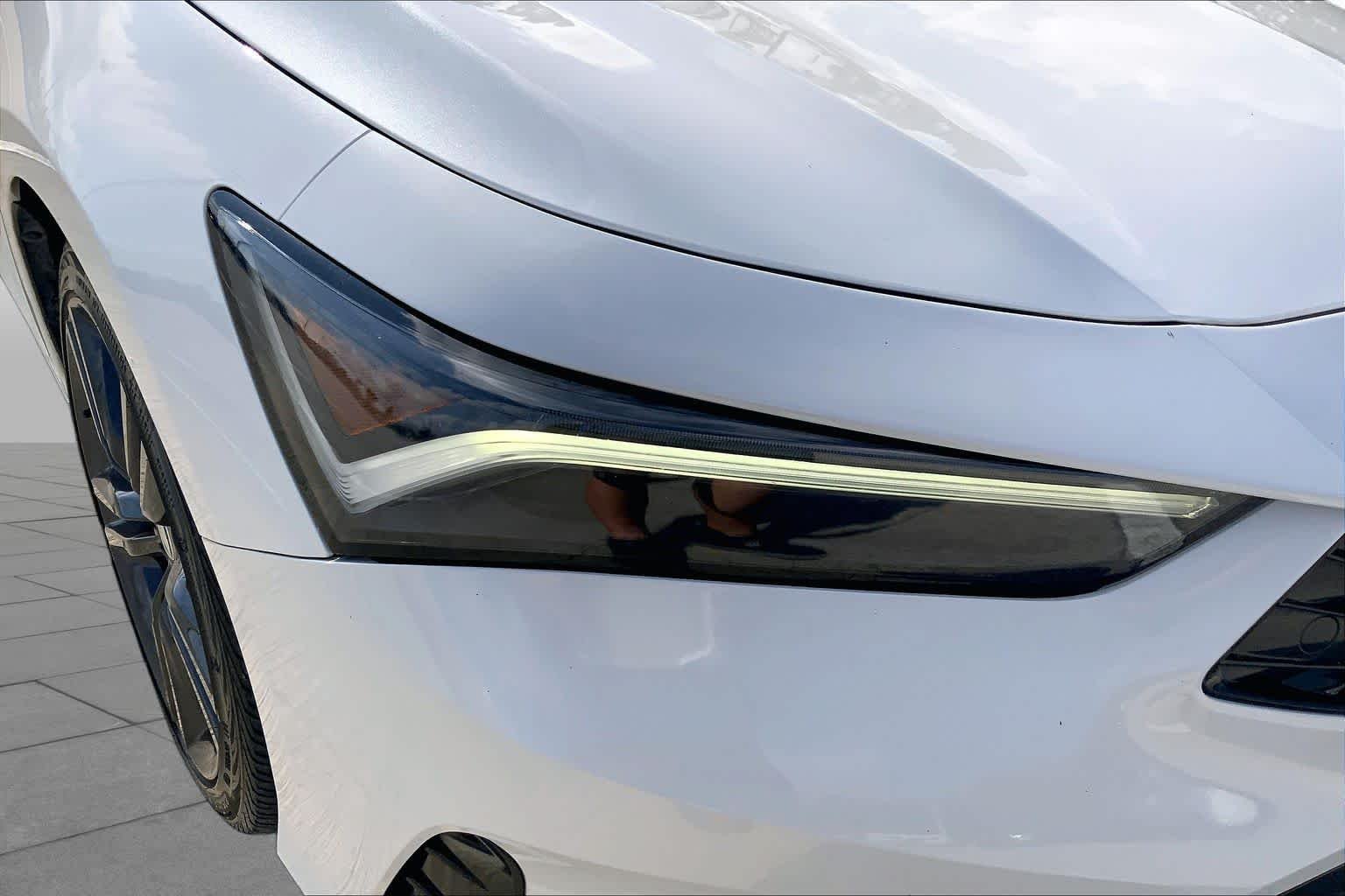 Used 2024 Platinum White Pearl Acura w/A-Spec Package image 27