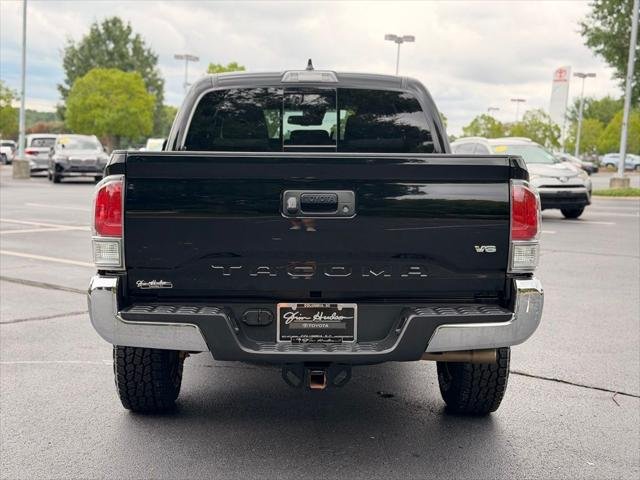 Certified Used 2023 BLACK Toyota  image 12