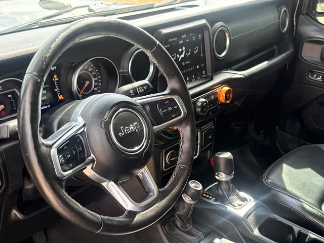 Used 2020 Black Jeep Overland image 19
