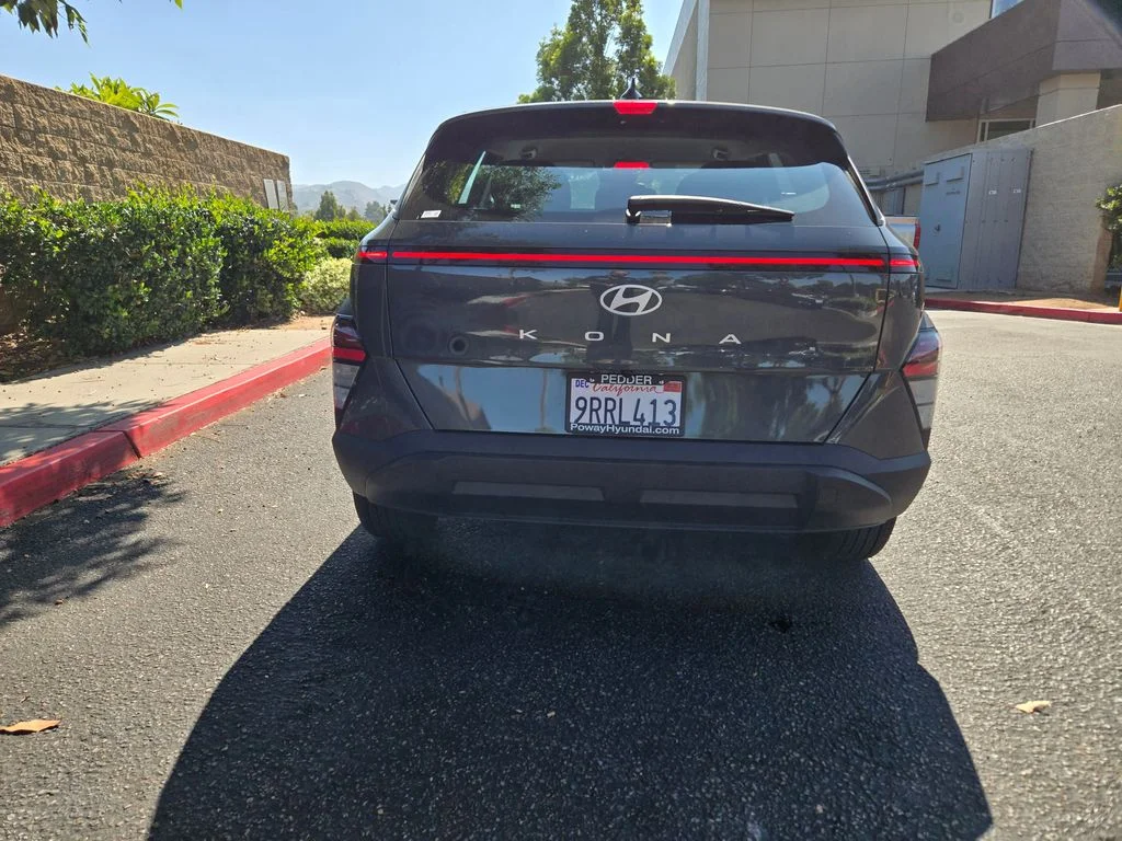 Used 2026 Gray Hyundai SE image 6