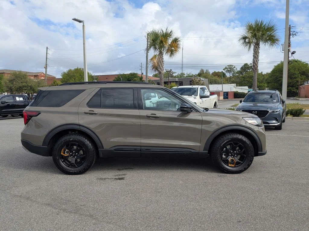 New 2026 Marsh Gray Ford Tremor image 3