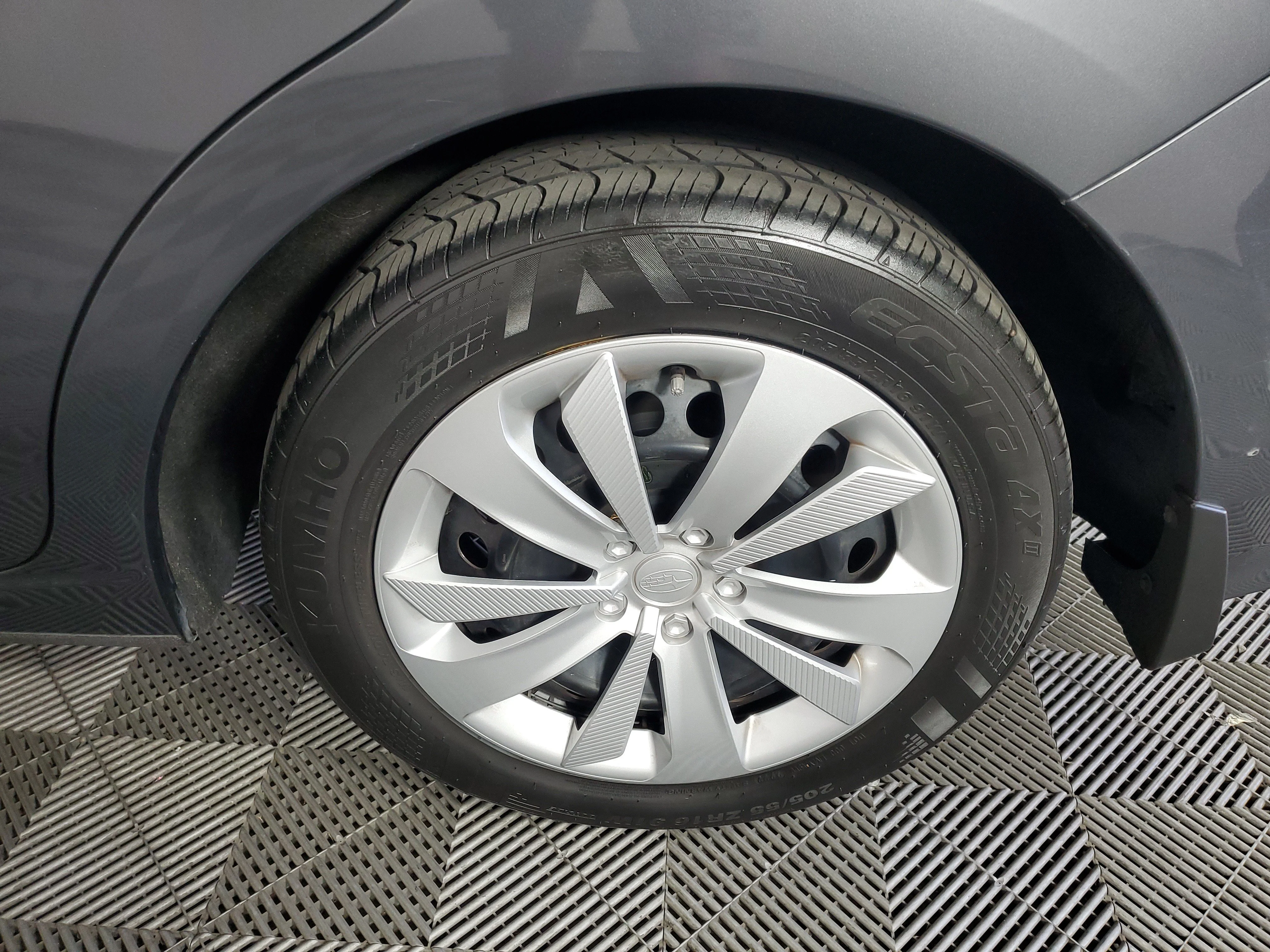 Used 2019 Magnetite Gray Metallic Subaru 2.0i image 30