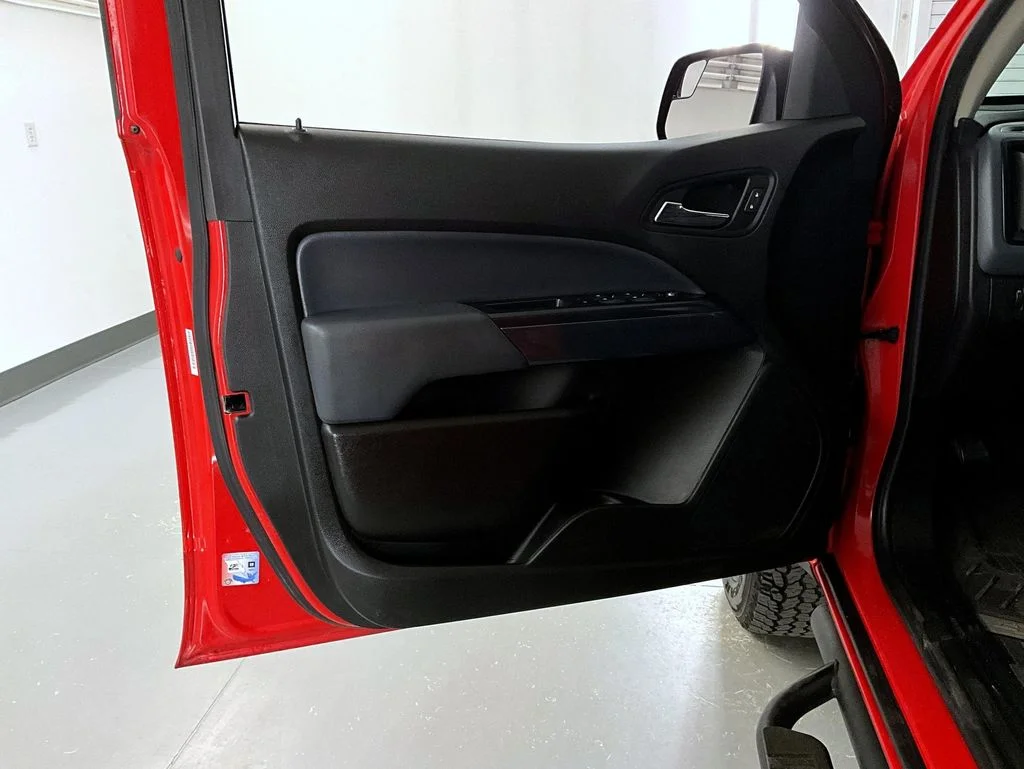 Certified Used 2020 Red Chevrolet Z71 image 9