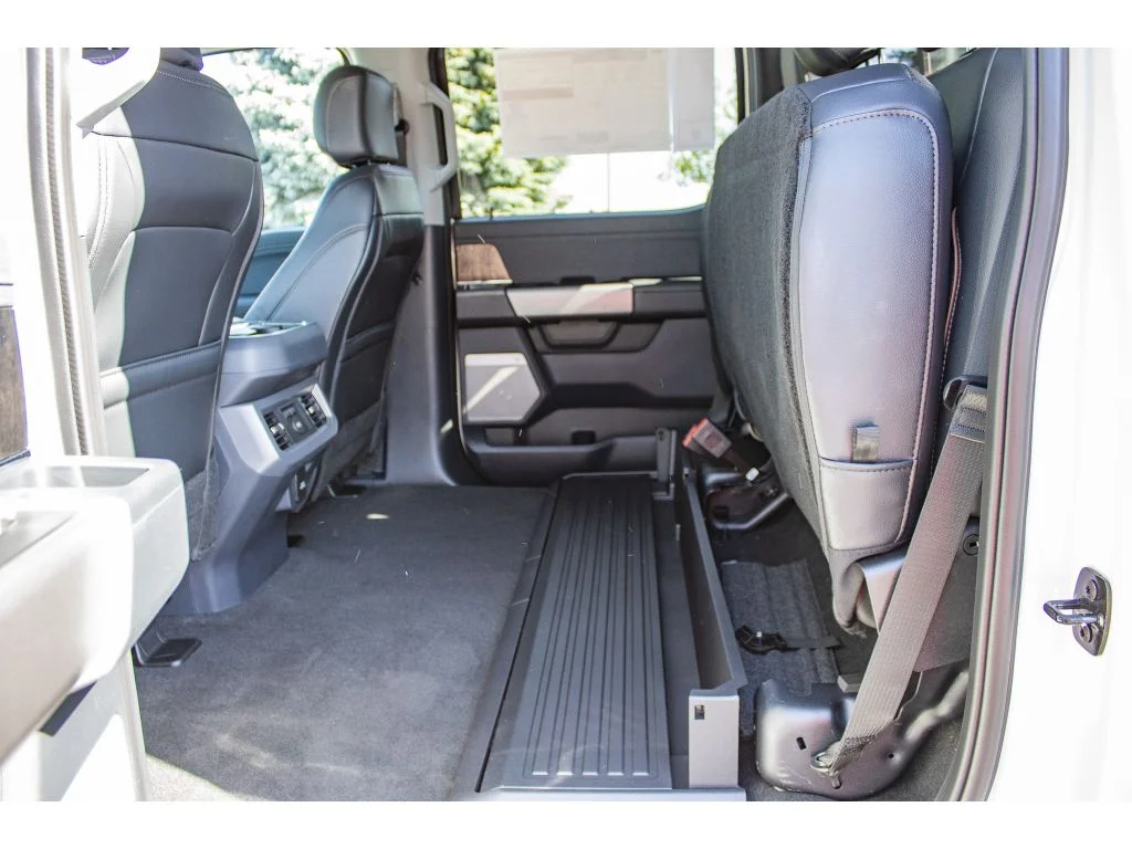 New 2026 Star White Metallic Tri-Coat Ford F-350® Lariat® image 23