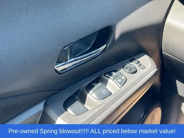 Used 2021 Blue Nissan SV image 32