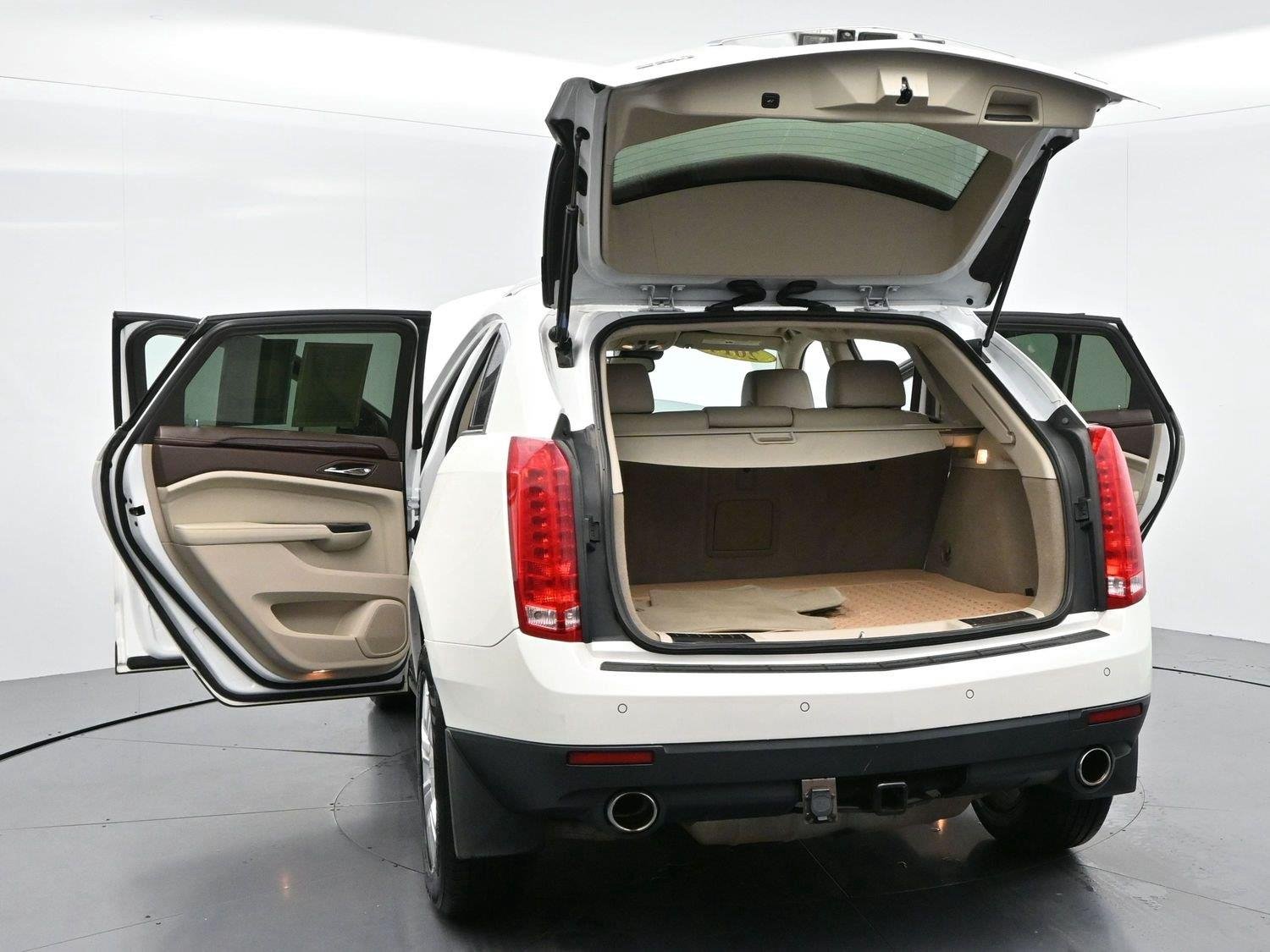 Used 2014 Platinum Ice Tricoat Cadillac Luxury Collection image 43