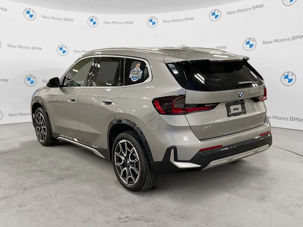 Used 2026 Silver Metallic BMW xDrive28i image 3