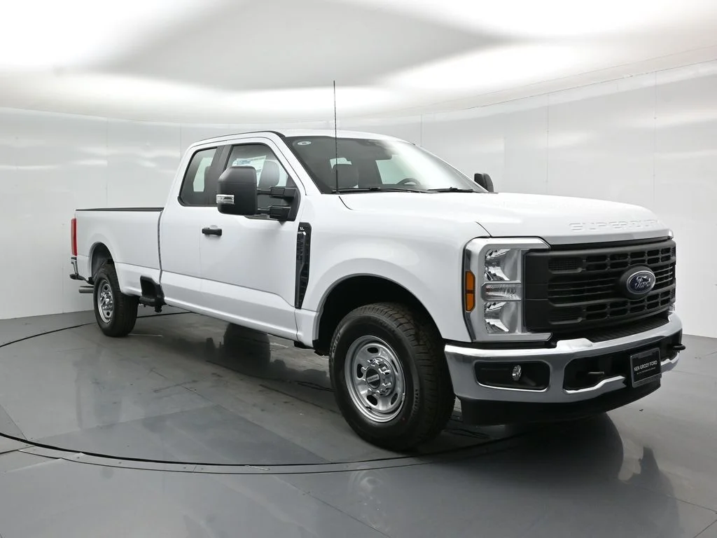 2026 Ford F-250 XL SuperCab 8' Box's photo