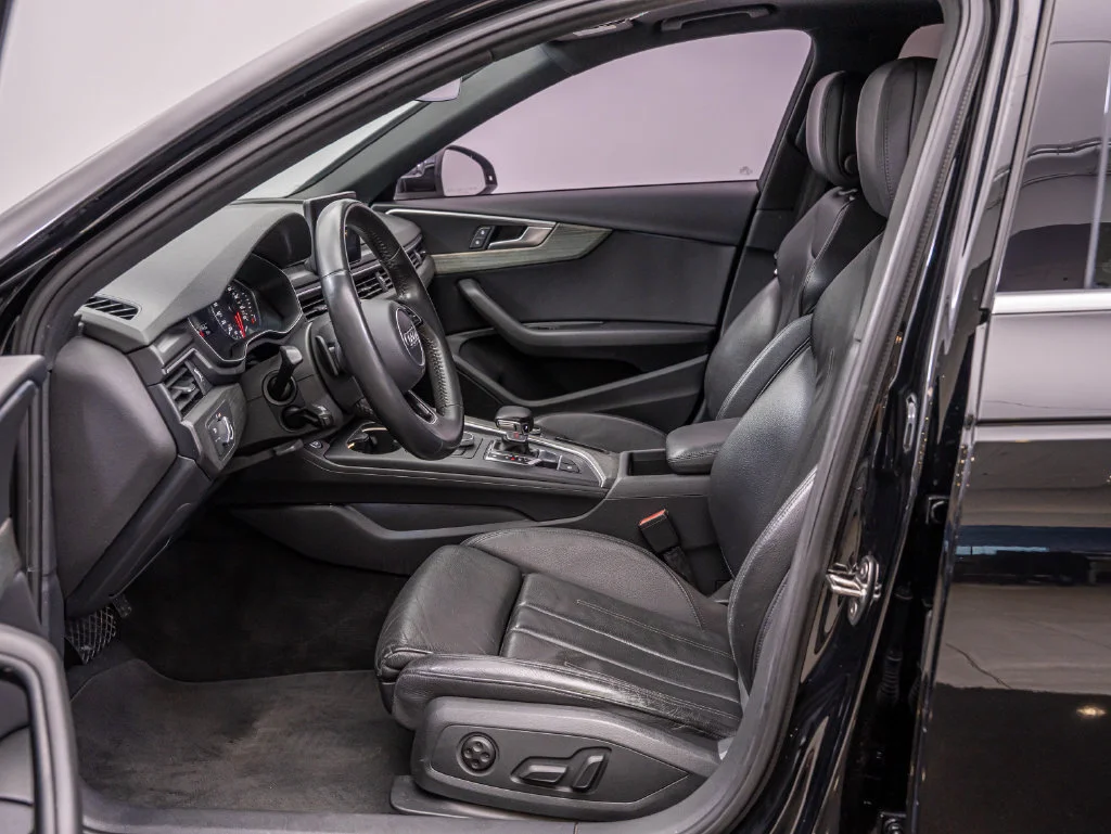 Used 2019 Brilliant Black Audi 2.0T Premium image 23