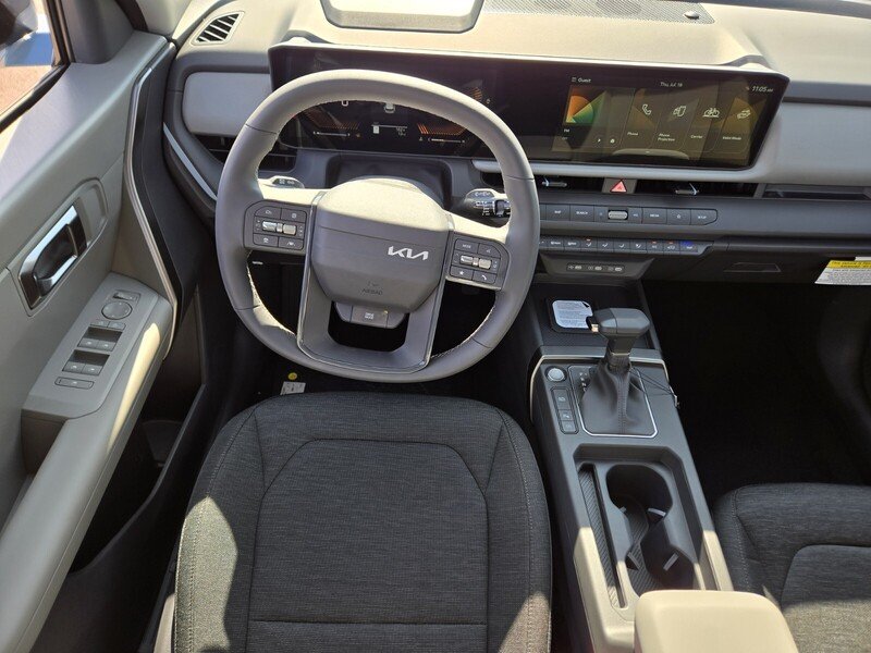 New 2027 Frost Blue / Black Roof Kia S image 8