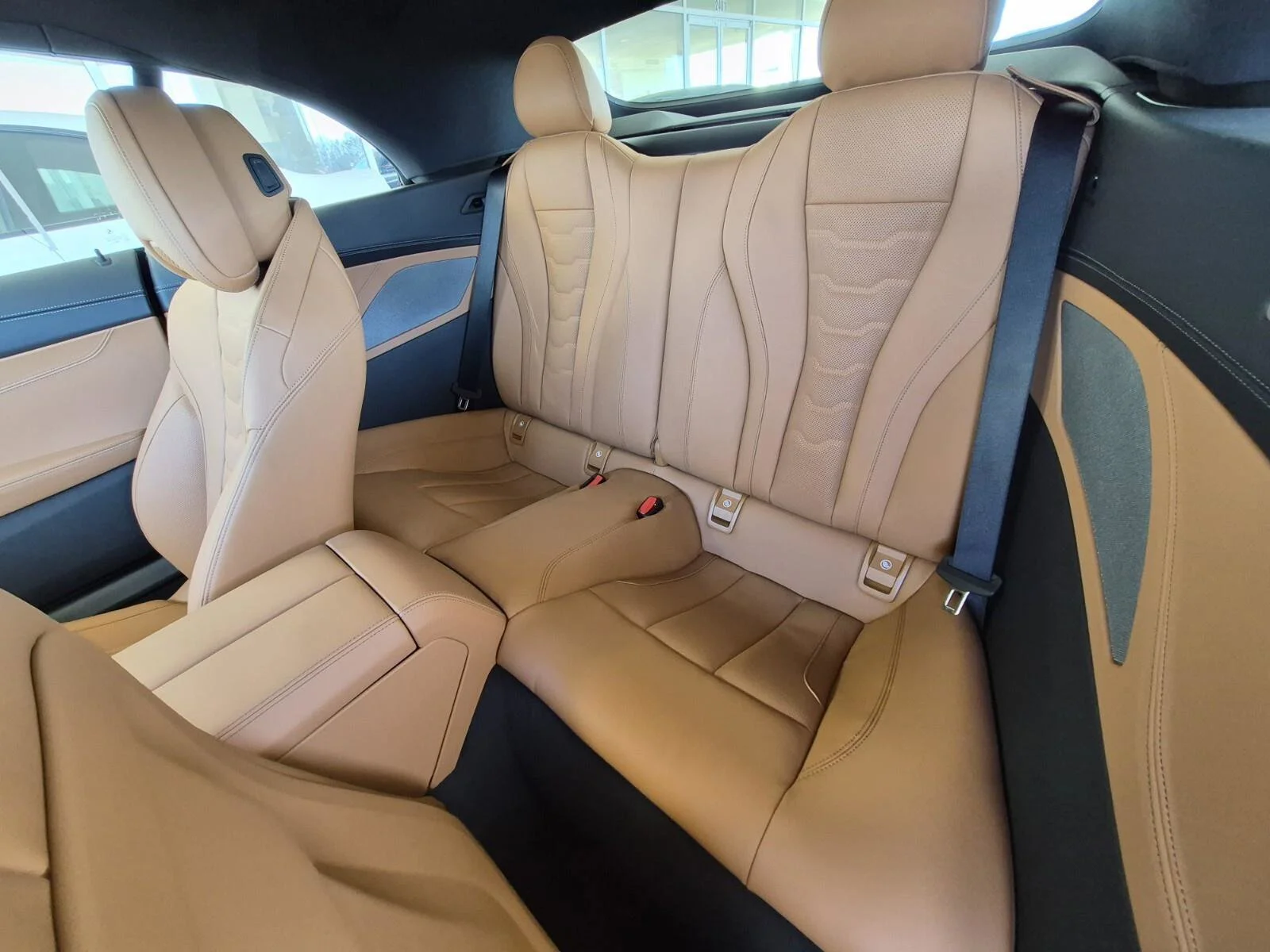 2026 BMW 8 Series 840i - Photo 30