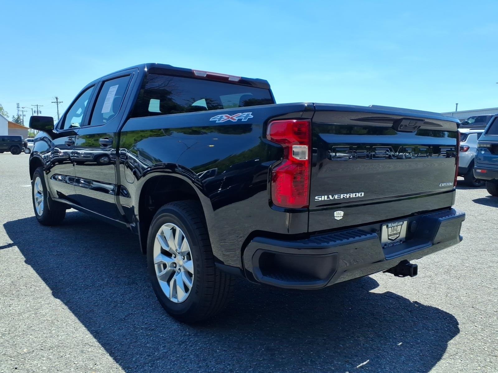 Used 2023 Black Chevrolet Custom image 20