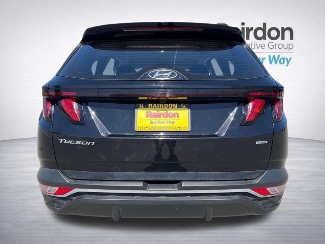 Used 2024 Black Pearl Hyundai SE image 6