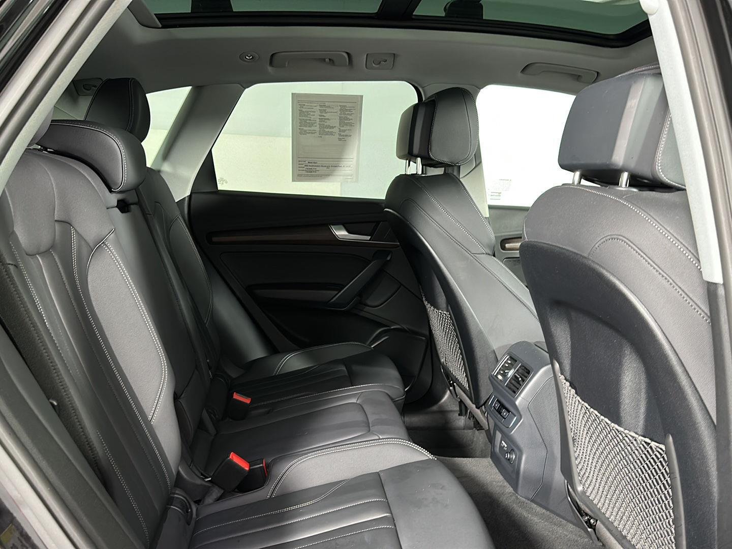 Used 2025 Mythos Black Metallic Audi S line Premium image 27