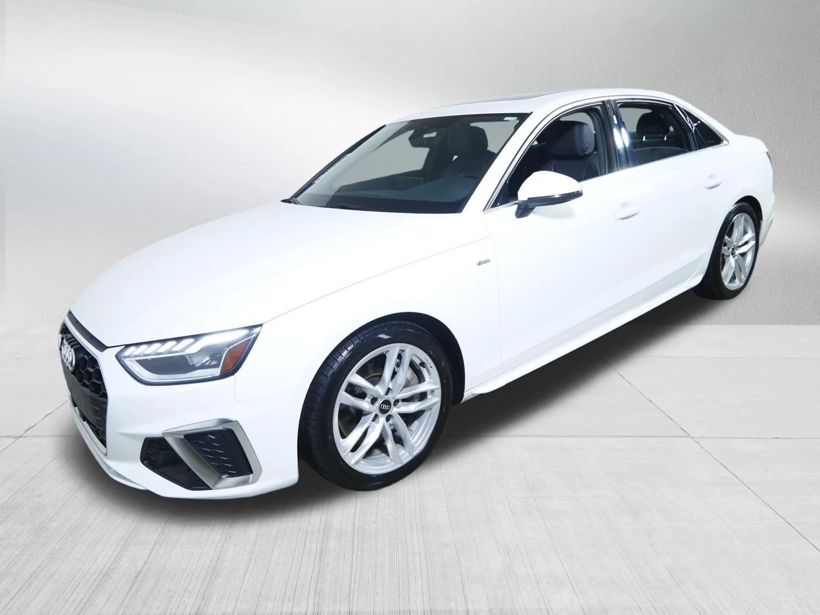 Used 2024 Arkona White Audi S line Premium Plus image 3