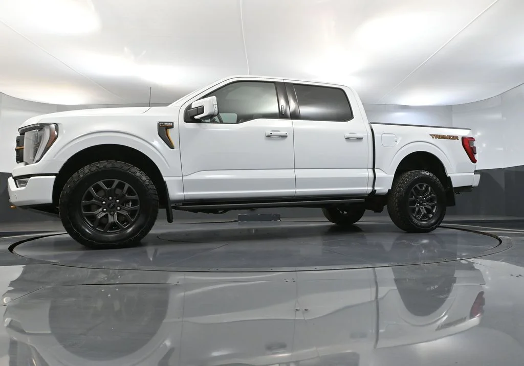 Used 2023 White Ford Tremor image 59