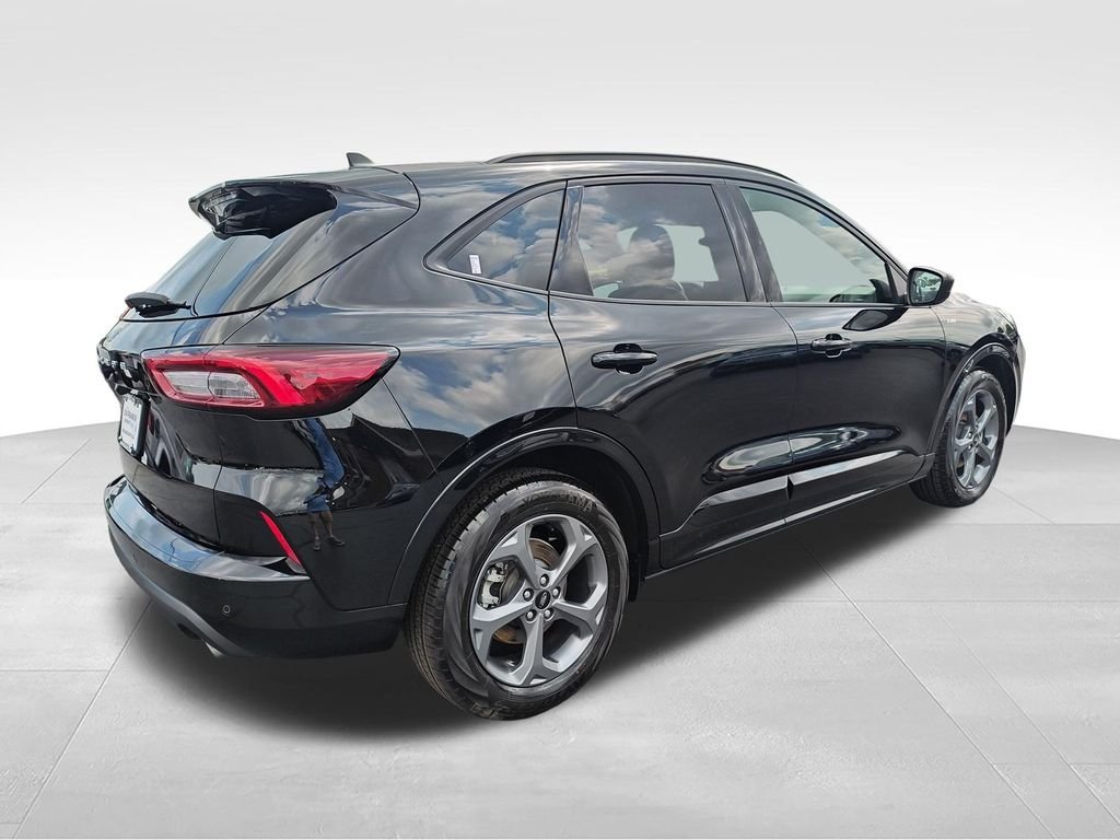 Used 2023 Black Ford ST-Line image 5