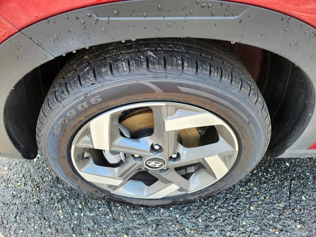 Used 2024 Red Hyundai SEL image 22