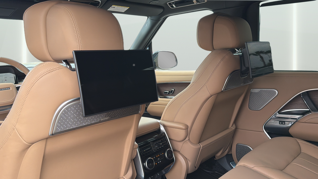 Used 2026 Blue Land Rover Autobiography image 19