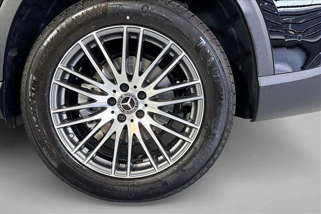 New 2026 Black Mercedes-Benz GLC 300 image 59