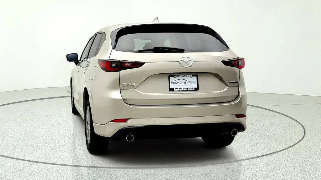 Used 2024 Platinum Quartz Metallic Mazda 2.5 S Select Package AWD image 6