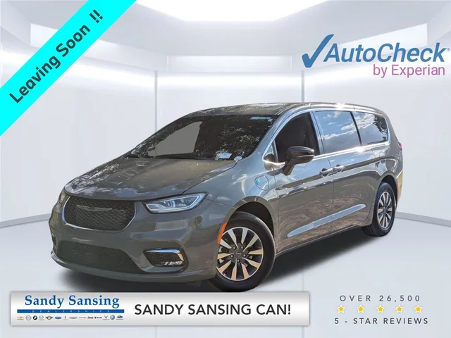 2025 Chrysler Pacifica Hybrid Select