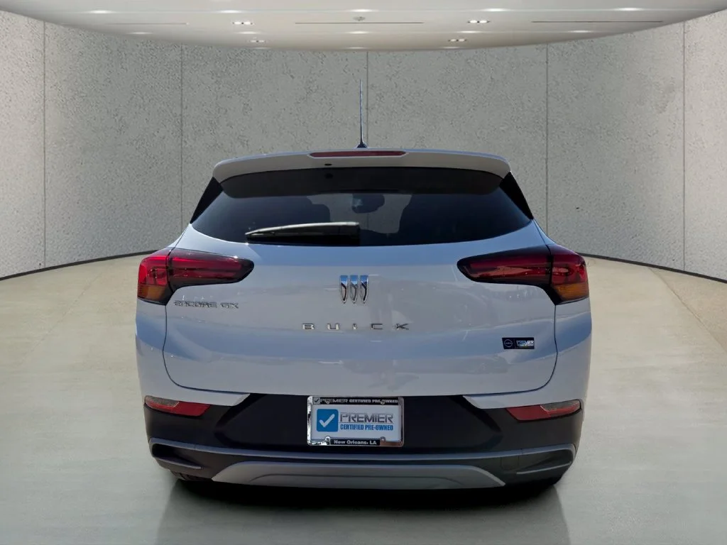 Used 2025 White Buick Preferred image 4