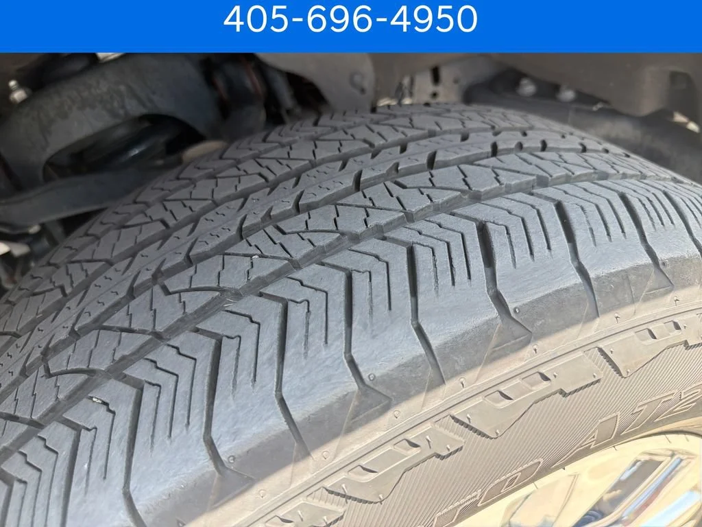 Pre-Owned 2024 Ford F-150 LARIAT
